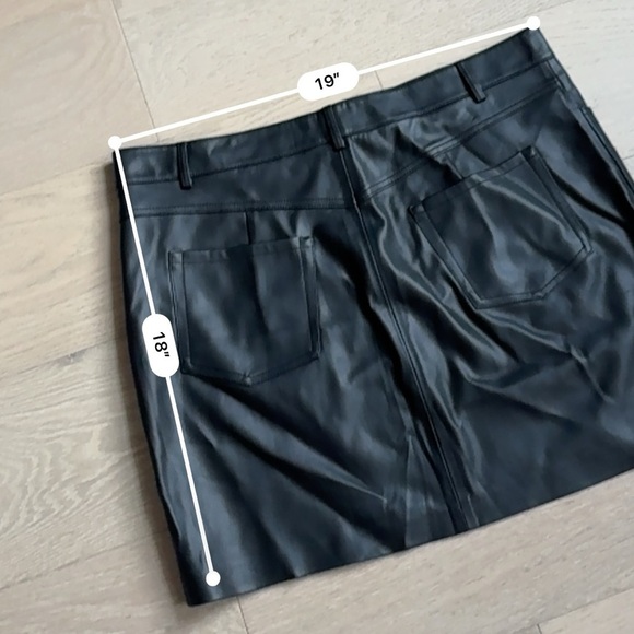 Mango Black Faux Leather Mini Skirt - Picture 4 of 4
